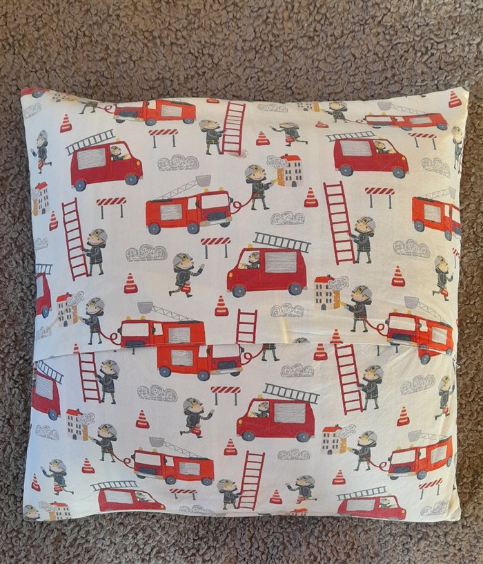 La housse de coussin portefeuille — cours de couture