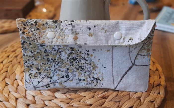 La pochette à boutons — cours de couture